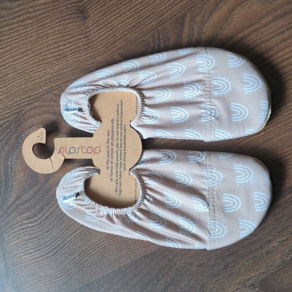 Slipstop Kids Pool Shoes/ Beach slip-ons, Caramel + White Rainbows Water shoe - Picture 2 of 9